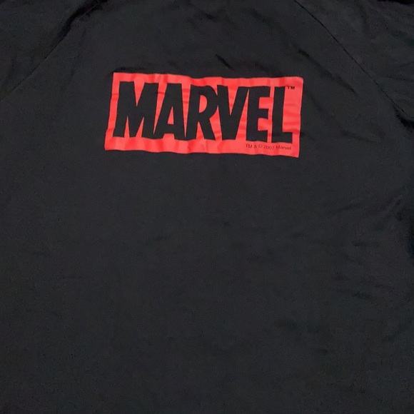 Spider-Man Marvel t-shirt large black and red theme park - Picture 4 of 10